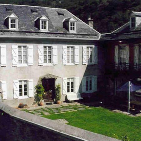 Le Poujastou Bed & Breakfast Juzet-de-Luchon ภายนอก รูปภาพ