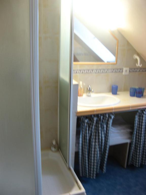 Le Poujastou Bed & Breakfast Juzet-de-Luchon ภายนอก รูปภาพ